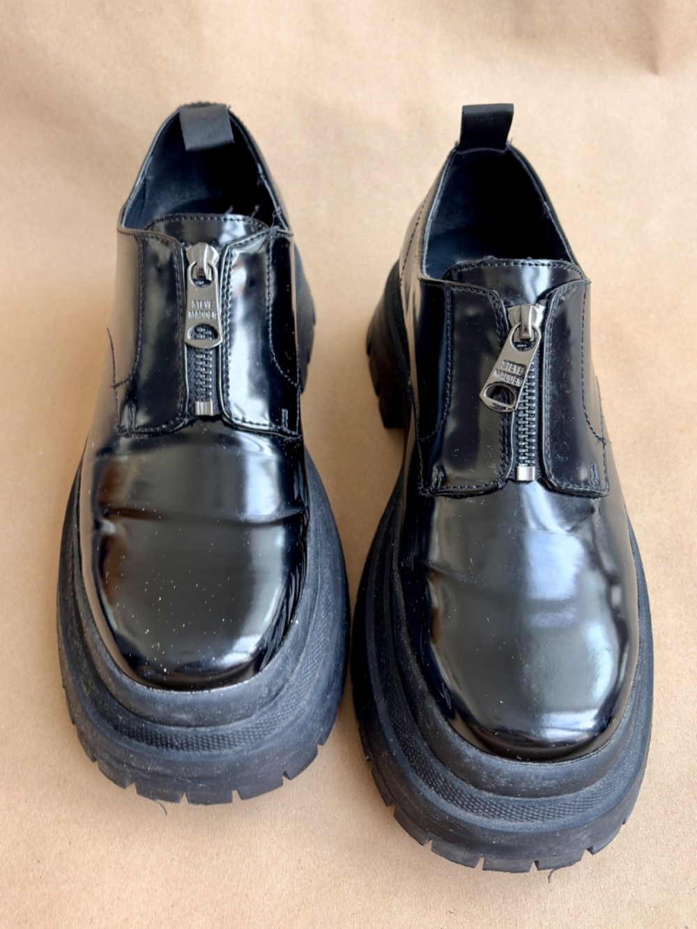 Steve Madden chunky platform zip up black patent loafers. Unisex 7 - Picture 3 of 7